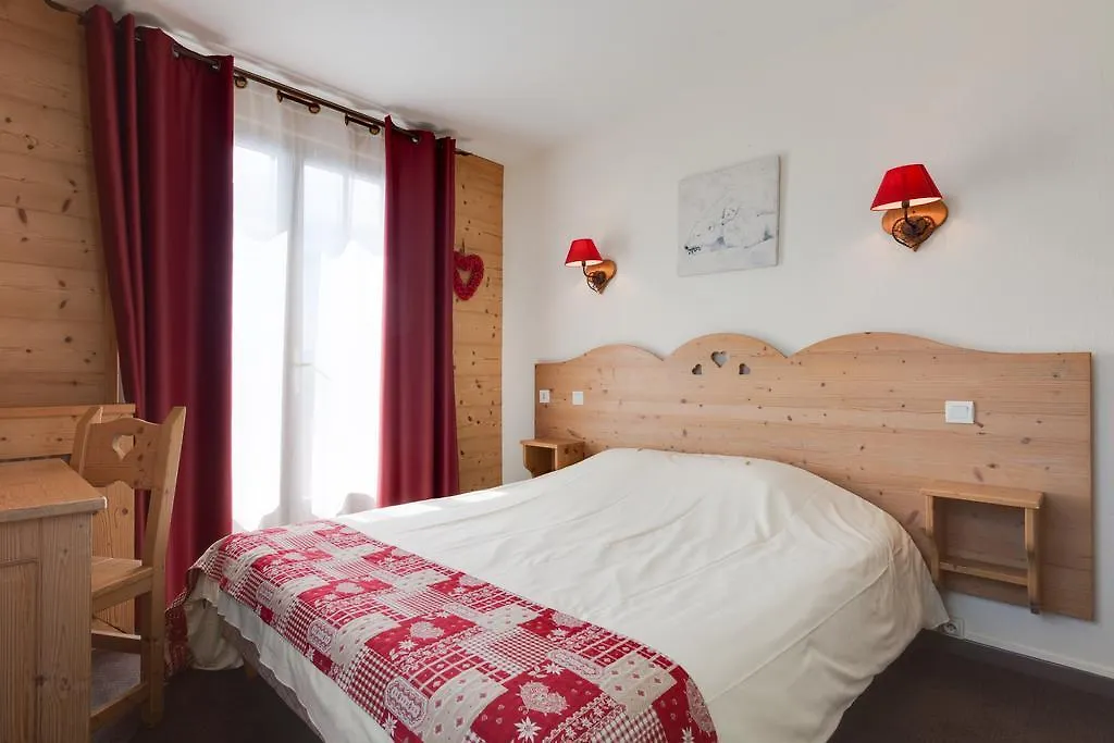 Logis Le Pont De Champ Hotel Beaucroissant